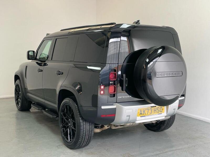 Land Rover Defender 110 3.0 D250 MHEV Hard Top SUV Auto 4WD MWB Euro 6 (s/s) 5dr