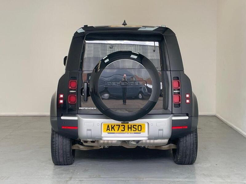 Land Rover Defender 110 3.0 D250 MHEV Hard Top SUV Auto 4WD MWB Euro 6 (s/s) 5dr