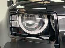 Land Rover Defender 110 Defender 110 3.0 D250 MHEV Hard Top SUV Auto 4WD MWB Euro 6 (s/s) 5dr 