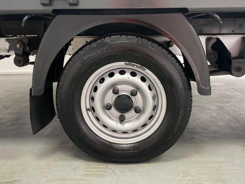 Ford Transit 2.0 350 EcoBlue HD Leader RWD L4 Euro 6 (s/s) 2dr (DRW)