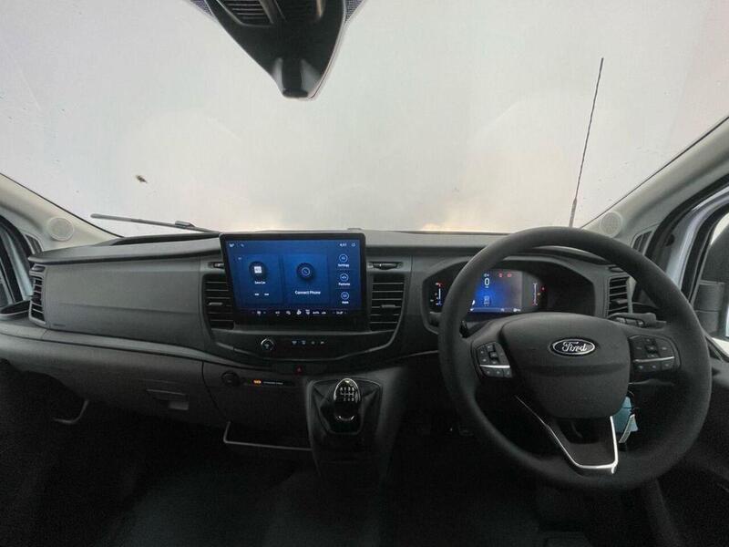 Ford Transit 2.0 350 EcoBlue Leader Chassis Cab 2dr Diesel Manual RWD L4 Euro 6 (s/s) (130 ps)
