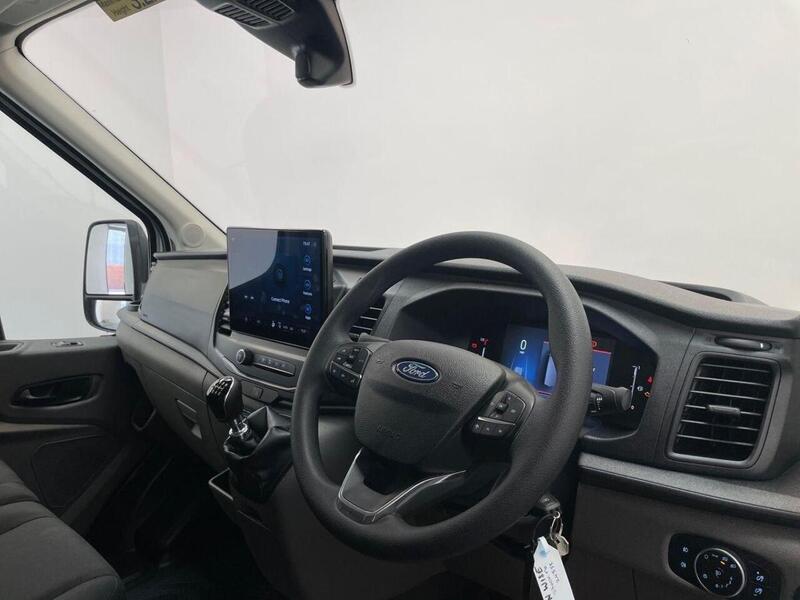 Ford Transit 2.0 350 EcoBlue Leader RWD L4 Euro 6 (s/s) 2dr