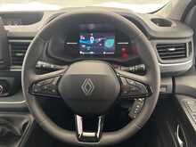 Renault Trafic 2.0 dCi 30 Red Edition LWB Euro6 (9Seat) 