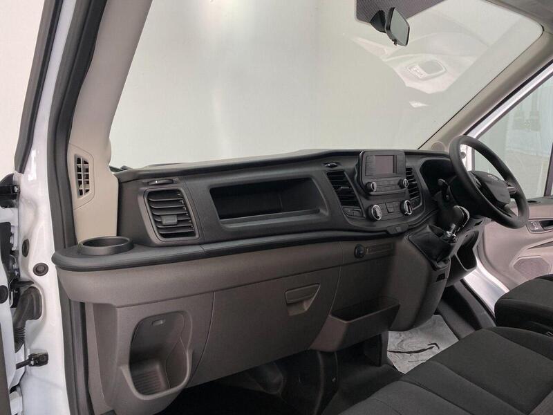 Ford Transit 2.0 350 EcoBlue HD Leader Chassis Cab 2dr Diesel Manual RWD L2 Euro 6 (s/s) (130 ps)