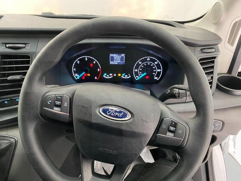Ford Transit 2.0 350 EcoBlue HD Leader Chassis Cab 2dr Diesel Manual RWD L2 Euro 6 (s/s) (130 ps)