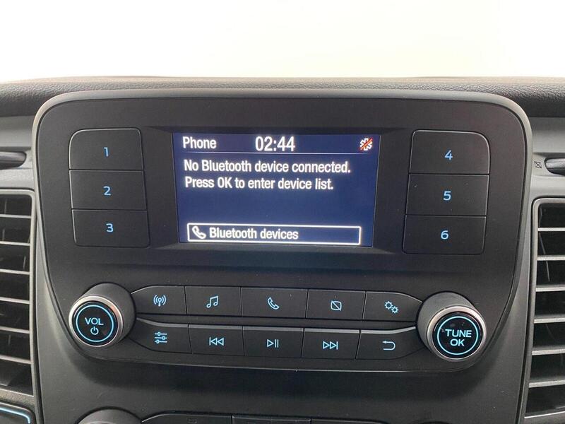 Ford Transit 2.0 350 EcoBlue HD Leader Chassis Cab 2dr Diesel Manual RWD L2 Euro 6 (s/s) (130 ps)