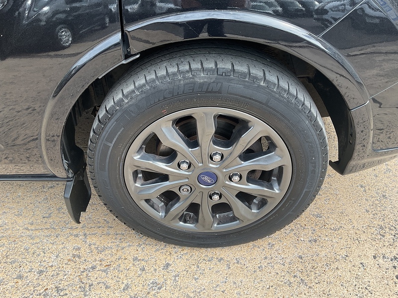 Ford 320 EcoBlue Titanium X LWB L/R EURO 6