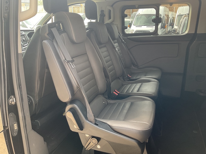 Ford 320 EcoBlue Titanium X LWB L/R EURO 6