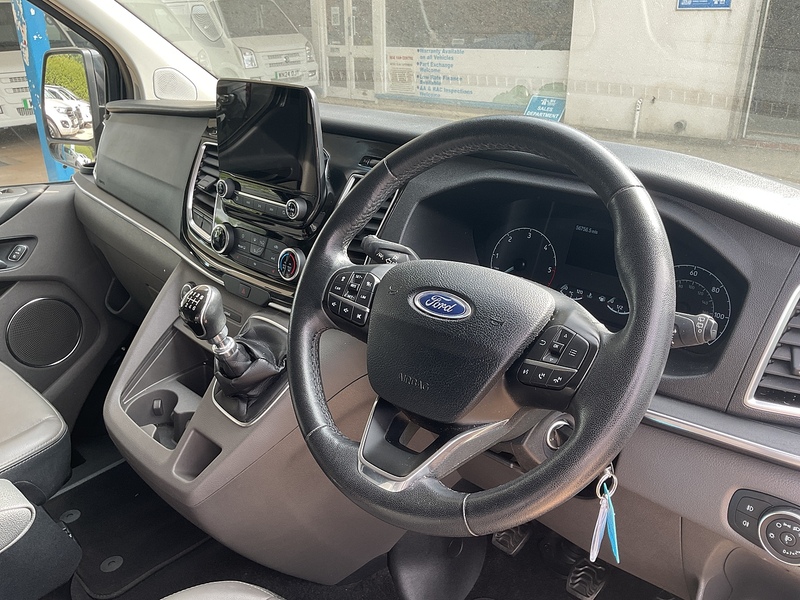 Ford 320 EcoBlue Titanium X LWB L/R EURO 6