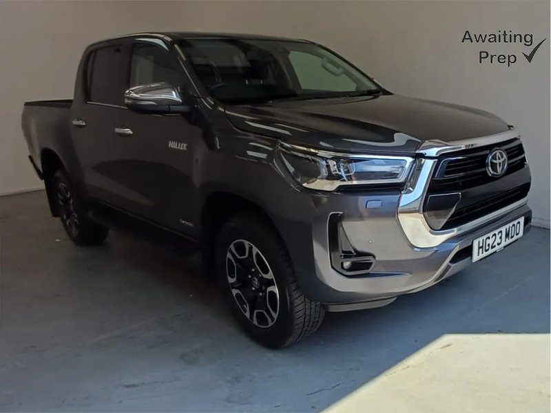 Toyota Invincible X D/Cab 2.8 D-4D 204ps Auto Euro 6