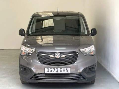 Vauxhall Combo, Prime 2300 L2 H1 1.5 Turbo D 100ps