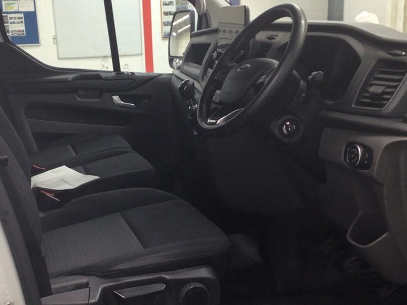 Ford 320 2.0 EcoBlue Trend 105PS L/R 