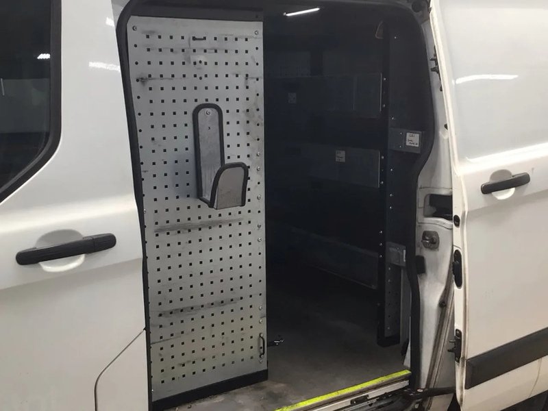 Ford 320 2.0 EcoBlue Trend L1 H1 105ps
