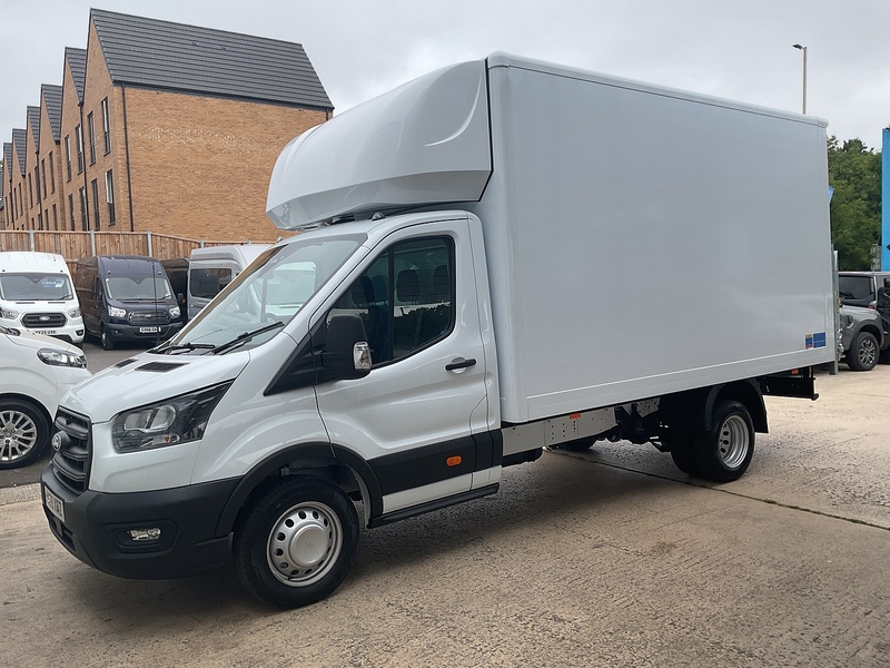 Ford 350 EcoBlue Leader Luton 130ps A/C L=13ft 5
