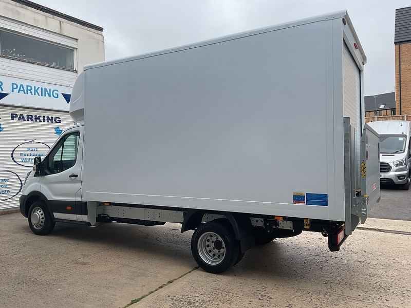 Ford 350 EcoBlue Leader Luton 130ps A/C L=13ft 5