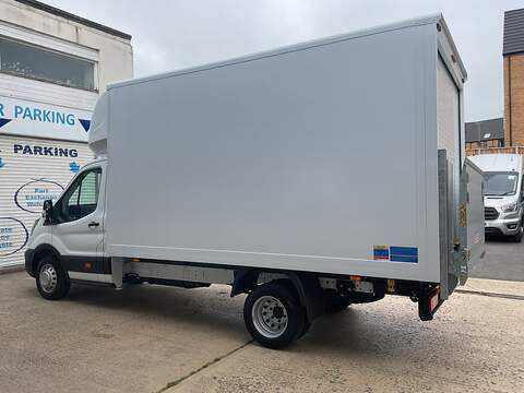 Ford Transit, 350 EcoBlue Leader Luton 130ps A/C L=13ft 5" Euro 6 Taillift