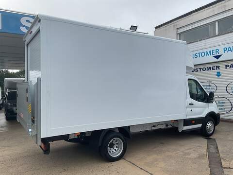 Ford Transit, 350 EcoBlue Leader Luton 130ps A/C L=13ft 5" Euro 6 Taillift