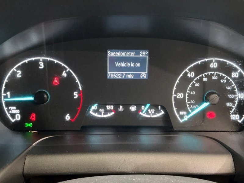 Ford 300 EcoBlue Limited L1 H1 EURO 6
