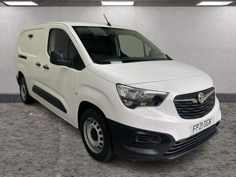 Vauxhall Combo, Combo Turbo D 2300 Edition L2 H1 LWB 1.5 100PS EURO 6