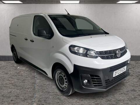 Vauxhall Vivaro, Vivaro 2.0 Turbo D 3100 Dynamic Panel Van 6dr Diesel Auto L1 H1 Euro 6 (s/s) (145 ps)