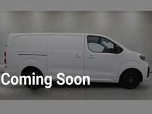 Vauxhall Vivaro Pro XL L2 H1 2.0 Turbo D 145ps 