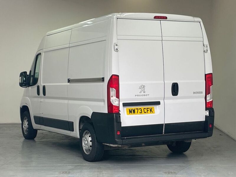Peugeot 335 Professional Premium+ L2 H2 MWB 2.2 BlueHDi 140ps A/C EU6