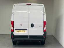 Peugeot Boxer 335 Professional Premium+ L2 H2 MWB 2.2 BlueHDi 140ps A/C EU6 