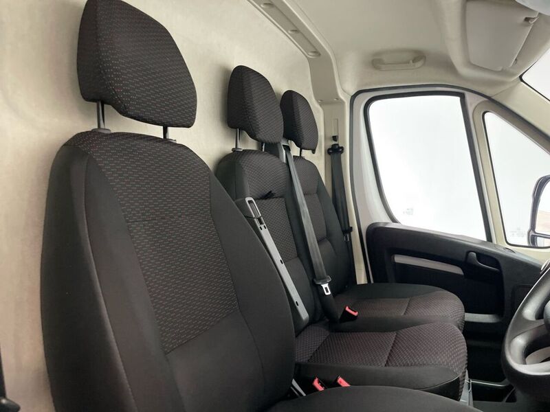 Peugeot 335 Professional Premium+ L2 H2 MWB 2.2 BlueHDi 140ps A/C EU6