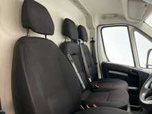 Peugeot Boxer 335 Professional Premium+ L2 H2 MWB 2.2 BlueHDi 140ps A/C EU6 