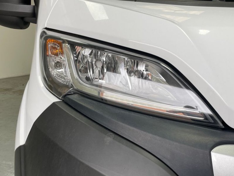 Peugeot 335 Professional Premium+ L2 H2 MWB 2.2 BlueHDi 140ps A/C EU6