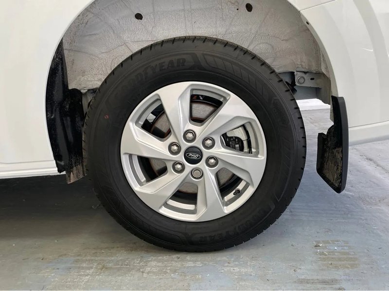 Ford 2.0 320 EcoBlue Limited L2 H1 A/C Euro 6 