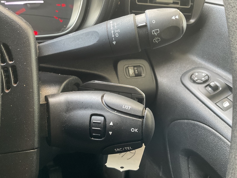 Peugeot 1.5 BlueHDi 1000 Professional Premium+ Euro 6 