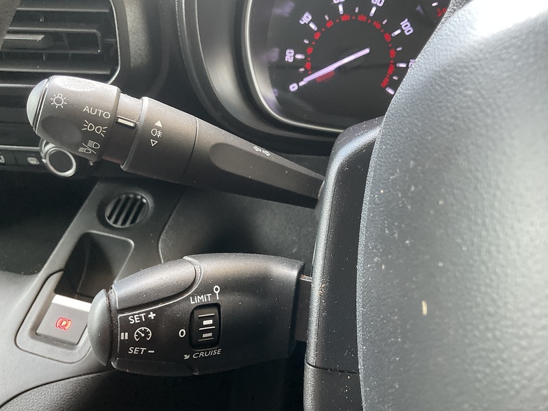 Peugeot 1.5 BlueHDi 1000 Professional Premium+ Euro 6 