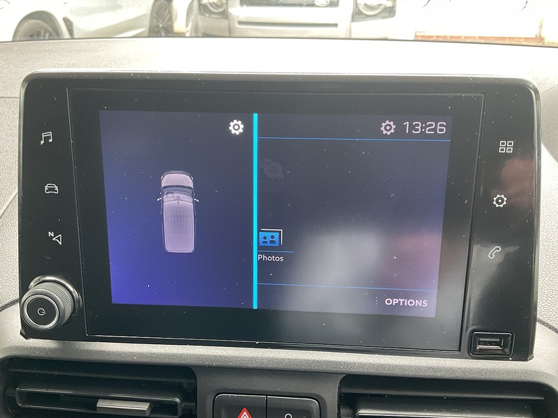 Peugeot Partner 1000 Professional Premium + 1.5 BlueHDi 100ps A/C