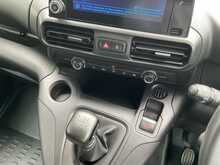 Peugeot Partner Partner 1000 Professional Premium + 1.5 BlueHDi 100ps A/C 