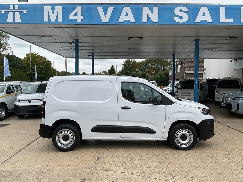 Peugeot Partner 1000 Professional Premium + 1.5 BlueHDi 100ps A/C