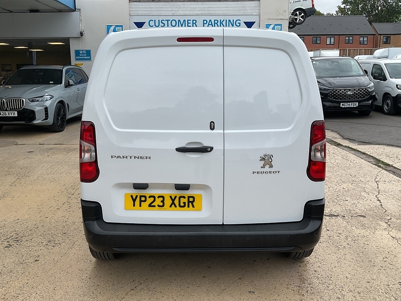Peugeot Partner 1000 Professional Premium + 1.5 BlueHDi 100ps A/C