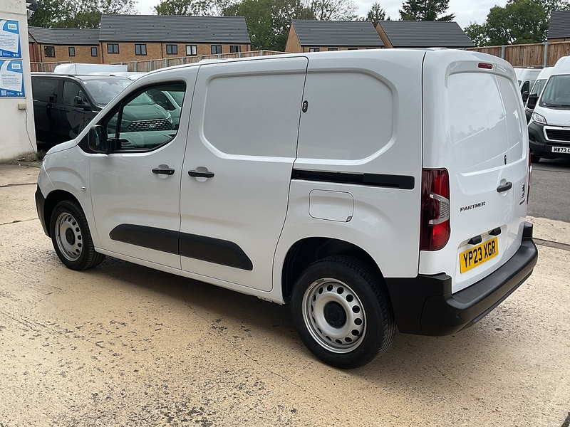 Peugeot Partner 1000 Professional Premium + 1.5 BlueHDi 100ps A/C