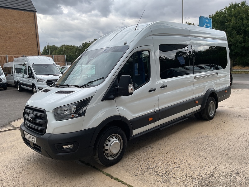 Ford 2.0 460 EcoBlue Trend Minibus Diesel Manual RWD L4 H3 Euro 6 (s/s) (17 Seat, DRW) (165 ps)
