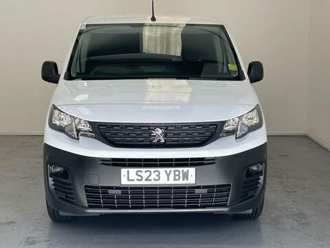 Peugeot Partner, Partner 1000 Professional Premium + 1.5 BlueHDi 100ps