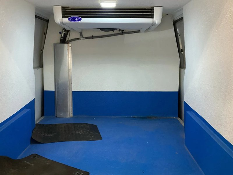Peugeot Partner 950 Asphalt Premium + 1.5 BlueHDi 130ps Refrigerated