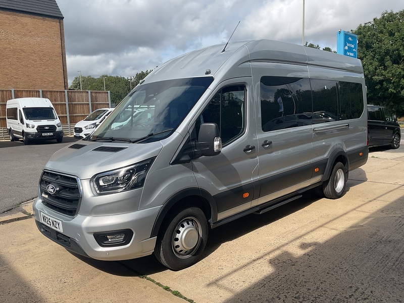 Ford 460 EcoBlue Limited Auto 17 Seat Minibus A/C Euro 6