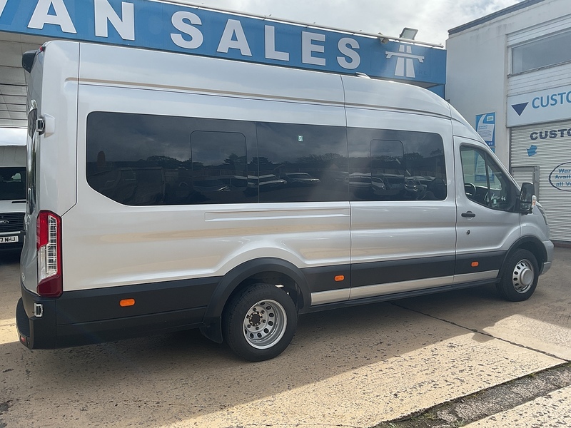 Ford 460 EcoBlue Limited Auto 17 Seat Minibus A/C Euro 6