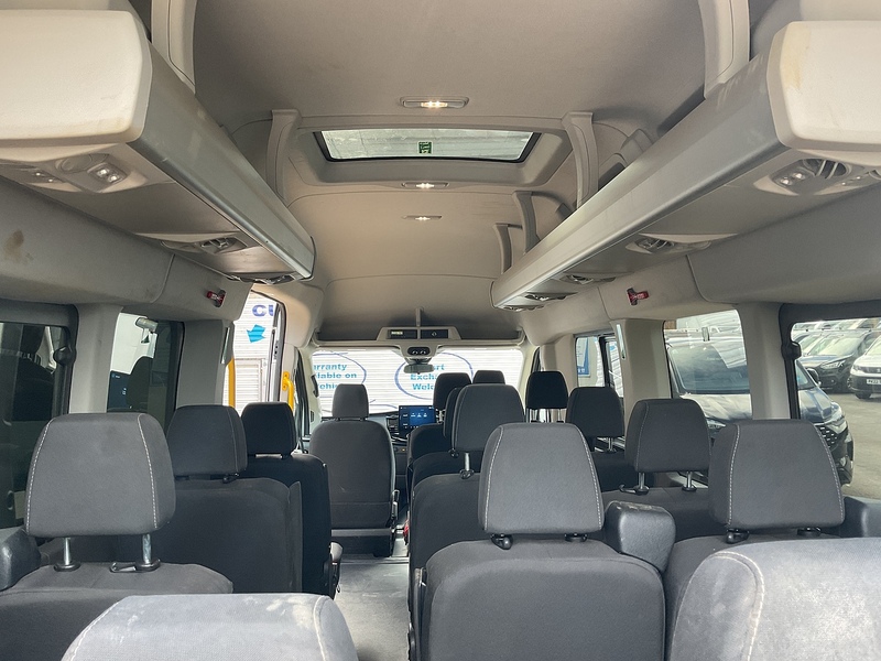 Ford 460 EcoBlue Limited Auto 17 Seat Minibus A/C Euro 6