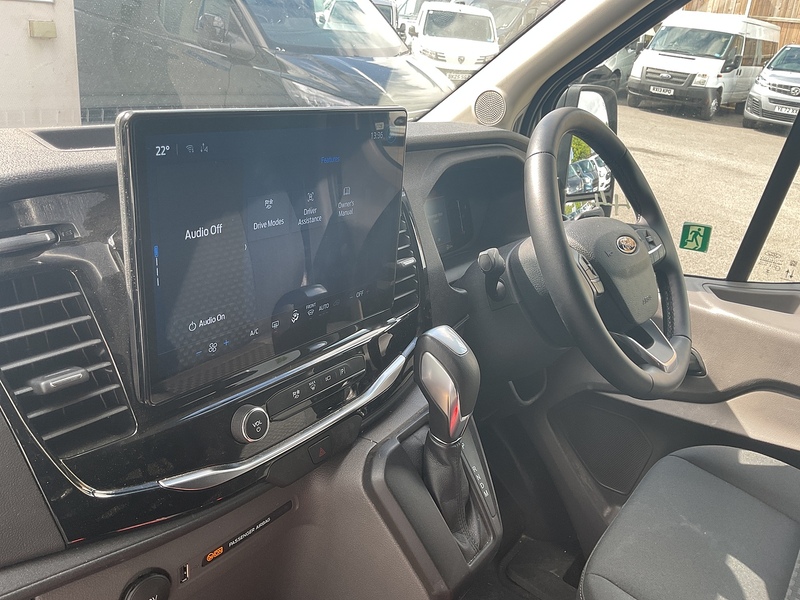 Ford 460 EcoBlue Limited Auto 17 Seat Minibus A/C Euro 6
