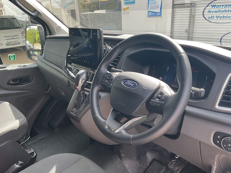 Ford 460 EcoBlue Limited Auto 17 Seat Minibus A/C Euro 6