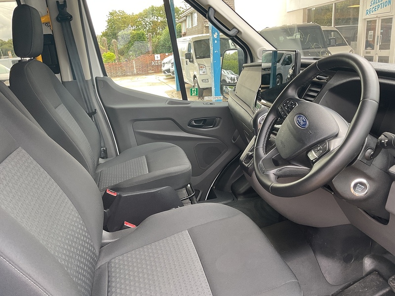 Ford 460 EcoBlue Trend Minibus Auto 17 Seat Minibus Euro 6 