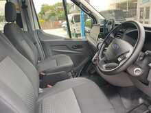 Ford Transit 460 EcoBlue Trend Minibus Auto 17 Seat Minibus Euro 6 