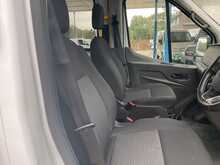 Ford Transit 460 TREND ECOBLUE 17 SEAT MINIBUS A/C EURO 6 