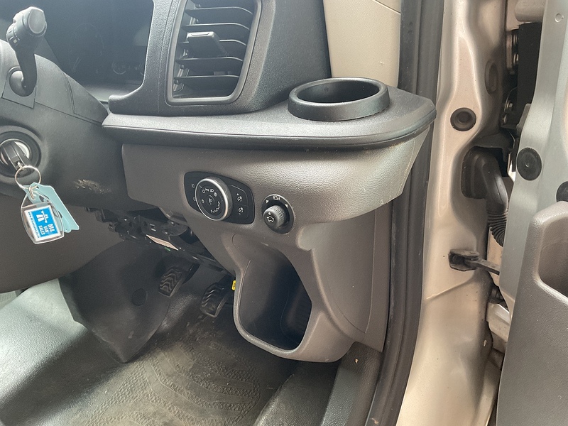 Ford 460 EcoBlue Leader Minibus RWD L4 H3 Euro 6 17 Seat